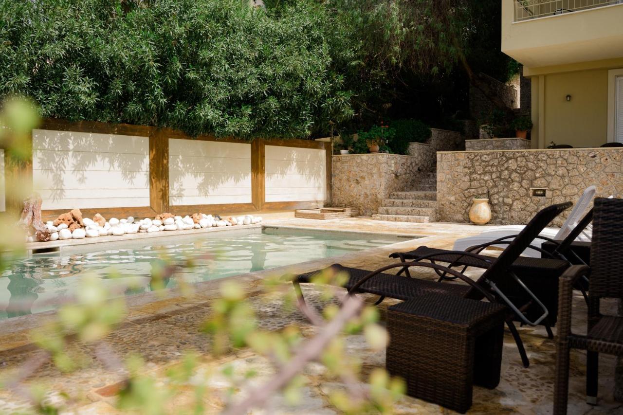 Pleiades Luxury Apartments Porto Heli Exterior photo